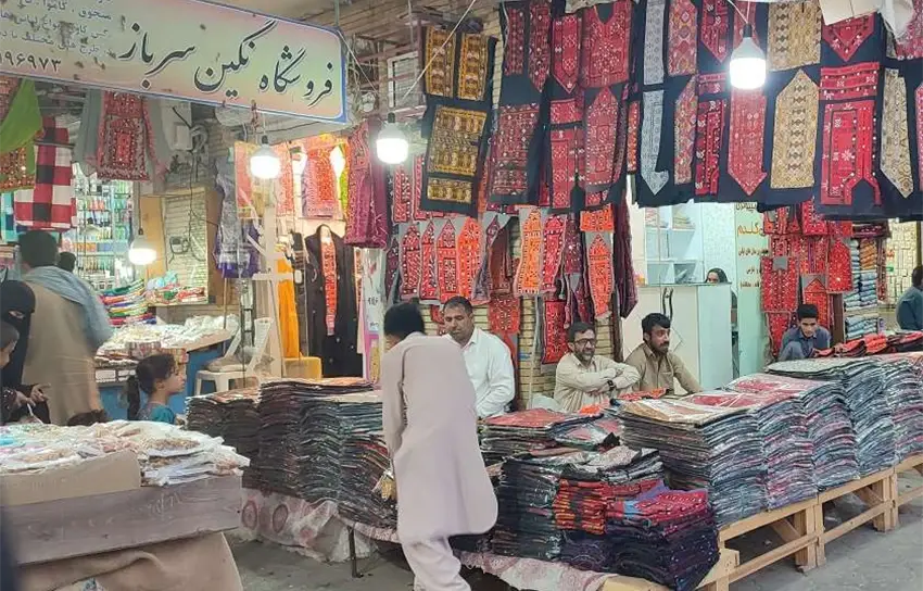 بازار بلوکان چابهار؛ راهنمای خرید، سوغات و صنایع دستی